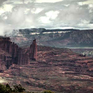Fisher Towers, Professor Valley